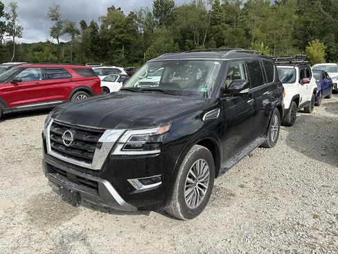 Used 2023 Nissan Armada SL w/ Captain's Chairs Package image 1