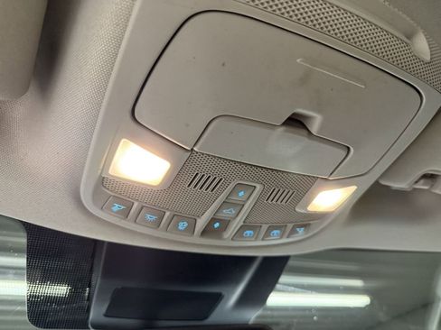 Used 2019 Ford Expedition Max Platinum image 22