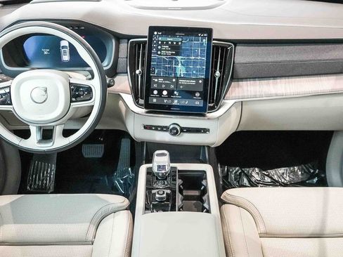 New 2026 Volvo XC90 T8 Ultra w/ Protection Package Premier AWD/4WD image 15