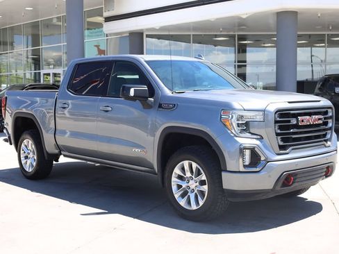 Used 2019 GMC Sierra 1500 AT4 w/ AT4 Premium Package AWD/4WD image 8