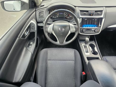 Used 2017 Nissan Altima 2.5 SV FWD image 15