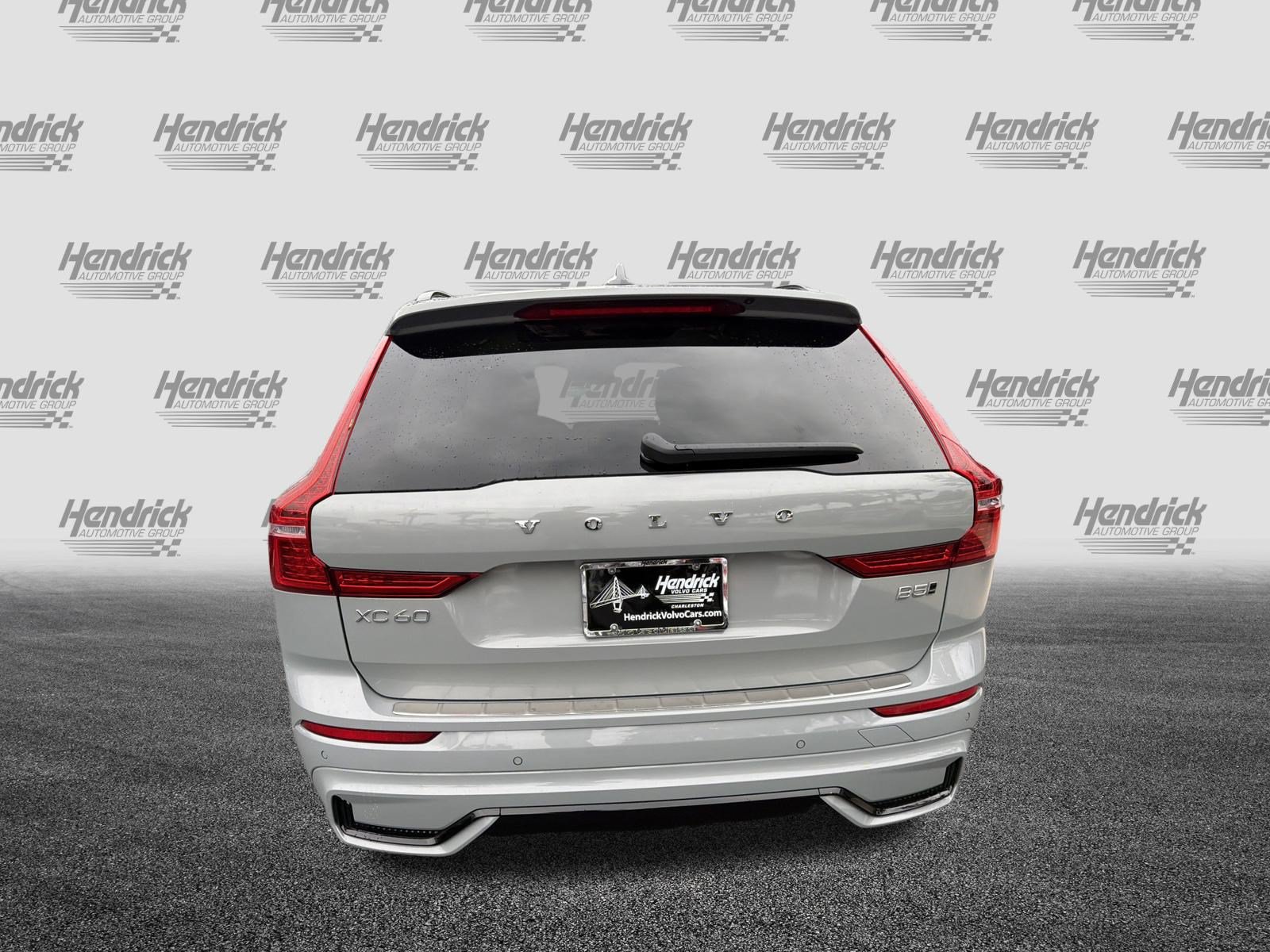 Used 2024 Volvo XC60 B5 Plus w/ Protection Package Premier AWD/4WD image 9