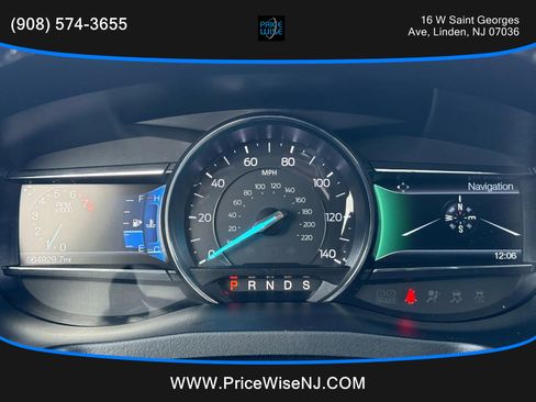 Used 2017 Ford Explorer XLT w/ Equipment Group 202A image 14