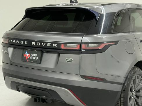 Used 2018 Land Rover Range Rover Velar R-Dynamic SE image 9