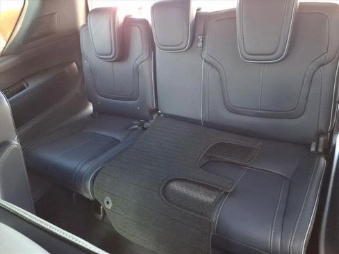 New 2026 INFINITI QX80 4WD w/ Sport Exterior Package image 38