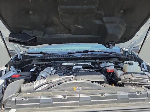 Used 2024 GMC Sierra 2500 Denali Ultimate AWD/4WD image 9