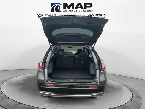 Used 2023 Honda HR-V EX-L image 17