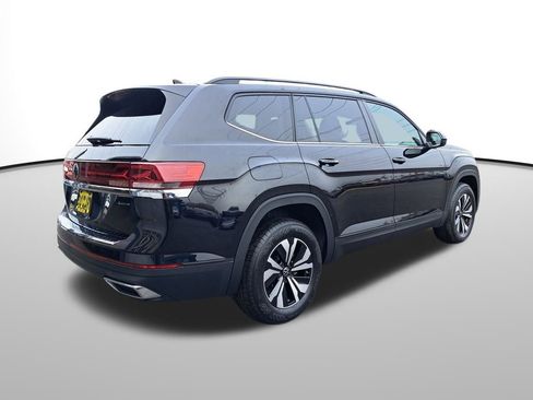 New 2026 Volkswagen Atlas SE image 6
