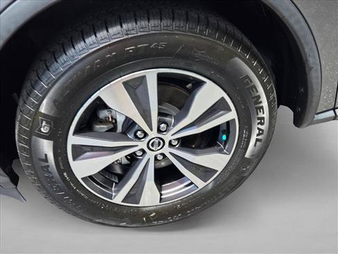 Used 2021 Nissan Murano SV FWD image 22