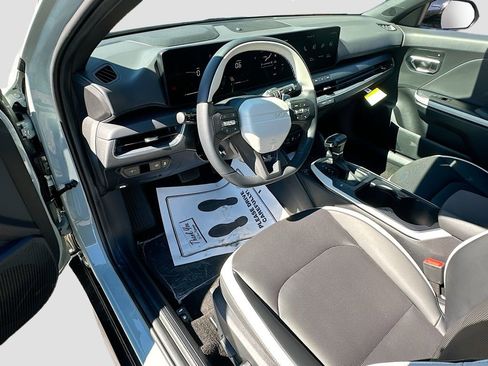 New 2026 Kia K4 GT-Line image 9