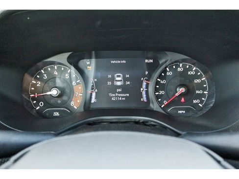 Used 2023 Jeep Compass Trailhawk image 15