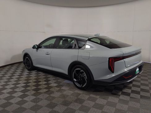 Used 2025 Kia K4 EX FWD image 3
