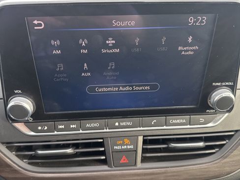 Used 2024 Nissan Altima 2.5 SV image 17