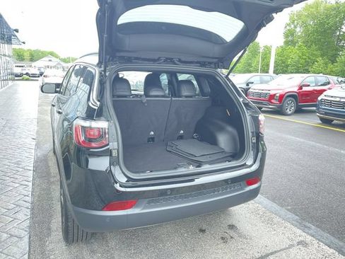Used 2024 Jeep Compass Limited AWD/4WD image 25