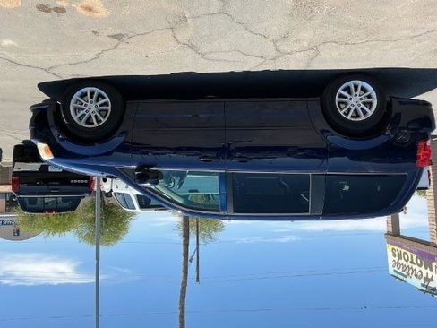 Used 2013 Dodge Grand Caravan SXT w/ UConnect Hands-Free Group image 7