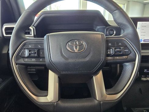 Certified 2026 Toyota 4Runner SR5 AWD/4WD image 24