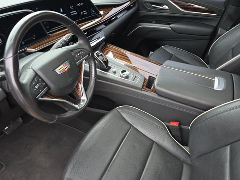 Used 2021 Cadillac Escalade Premium Luxury w/ Driver Assist Tech Package AWD/4WD image 7