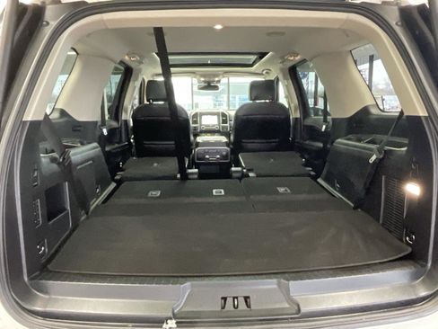 Used 2018 Ford Expedition Platinum image 26