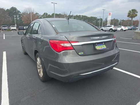 Used 2013 Chrysler 200 Touring image 5