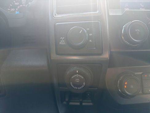 Used 2020 Ford F150 XLT w/ Equipment Group 302A Luxury AWD/4WD image 24