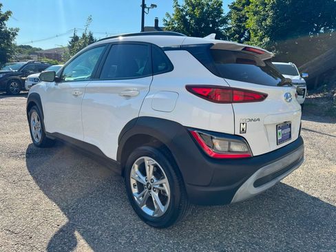 Used 2023 Hyundai Kona SEL w/ Cargo Package AWD/4WD image 3