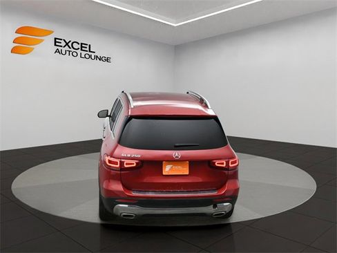 Used 2020 Mercedes-Benz GLB 250 w/ Premium Package image 45