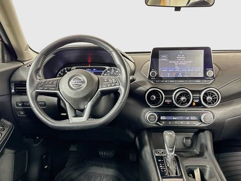 Used 2020 Nissan Sentra SV FWD image 9