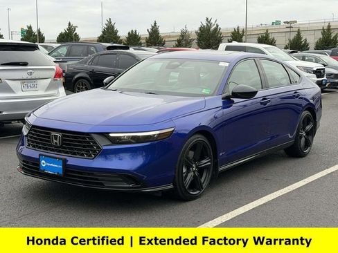 Used 2025 Honda Accord Sport image 4