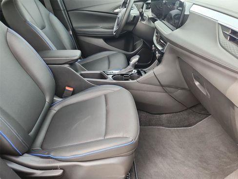 Used 2025 Buick Encore GX Sport Touring FWD image 25