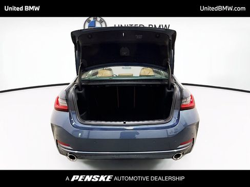 Used 2025 BMW 330i Sedan w/ Premium Package RWD image 14