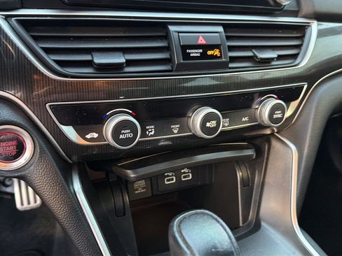 Used 2022 Honda Accord Sport image 25