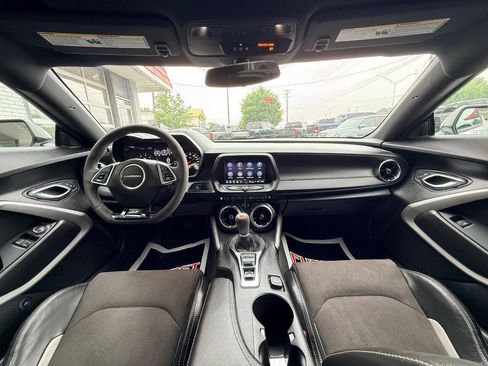 Used 2022 Chevrolet Camaro SS RWD image 30