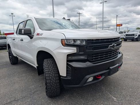 Used 2019 Chevrolet Silverado 1500 LT Trail Boss AWD/4WD image 14