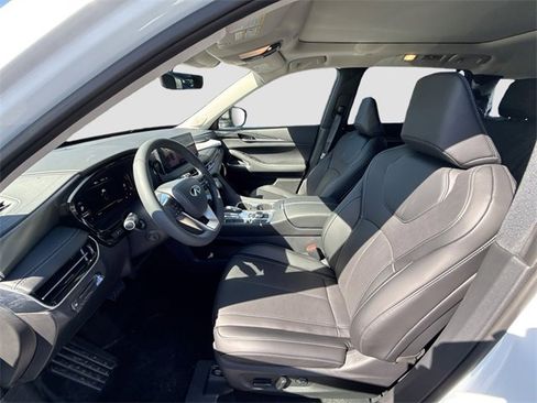 New 2026 INFINITI QX60 Luxe w/ Cargo Package image 16