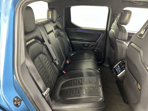 Used 2023 Rivian R1T Adventure image 22