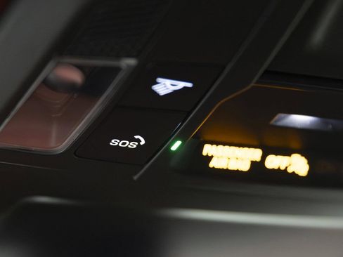 Used 2022 Porsche 911 Turbo S image 98