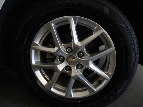 Used 2022 Chevrolet Equinox LS w/ LS Convenience Package FWD image 31