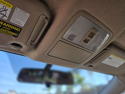 Used 2011 Toyota RAV4 4WD image 44