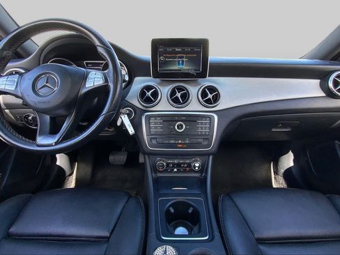 Used 2017 Mercedes-Benz GLA 250 image 15