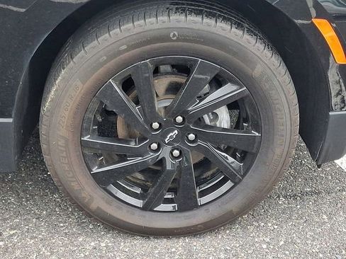Certified 2023 Chevrolet Equinox LS w/ LS Convenience Package AWD/4WD image 8