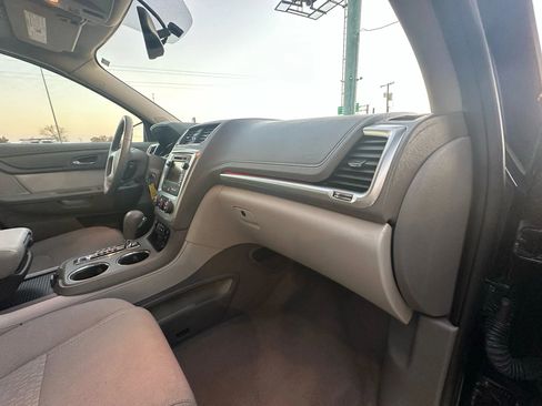 Used 2016 GMC Acadia SLE image 24