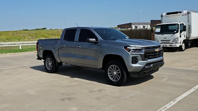 New 2026 Chevrolet Colorado LT w/ LT Convenience Package AWD/4WD image 2