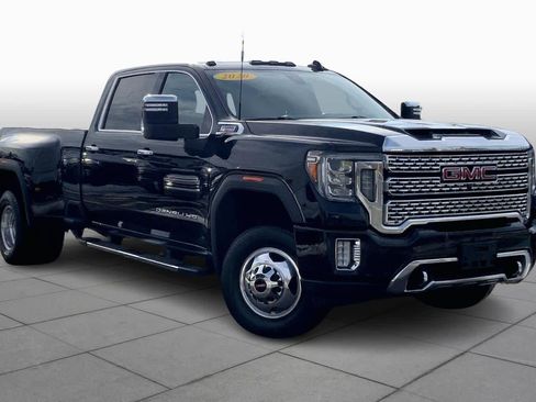 Used 2020 GMC Sierra 3500 Denali w/ Denali Ultimate Package image 2