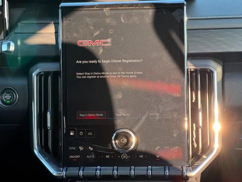 New 2026 GMC Acadia Elevation image 13