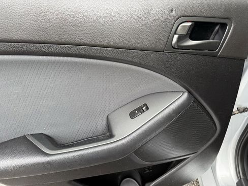 Used 2015 Kia Optima LX image 31