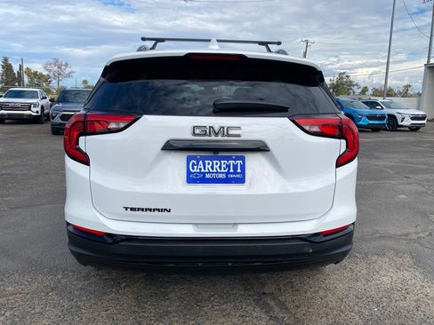 Used 2020 GMC Terrain SLE w/ Driver Convenience Package FWD image 16