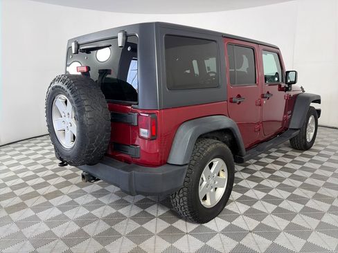 Used 2011 Jeep Wrangler Unlimited Sport image 7