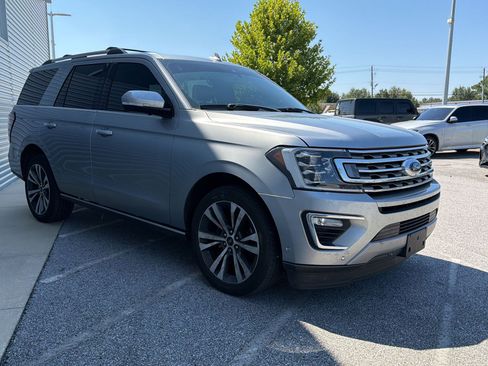 Used 2020 Ford Expedition Limited w/ Equipment Group 302A RWD image 7