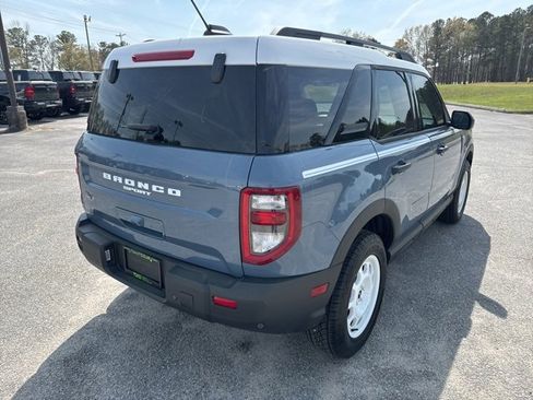 Used 2025 Ford Bronco Sport Heritage w/ Convenience Package image 3