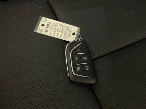 Used 2026 Cadillac Optiq Sport 2 image 44